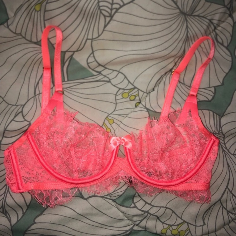 Victoria's Secret Very Sexy Unlined Demi